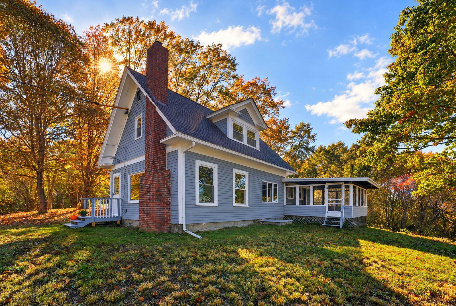 Property Photo: 198 Ferry Road ME 04330