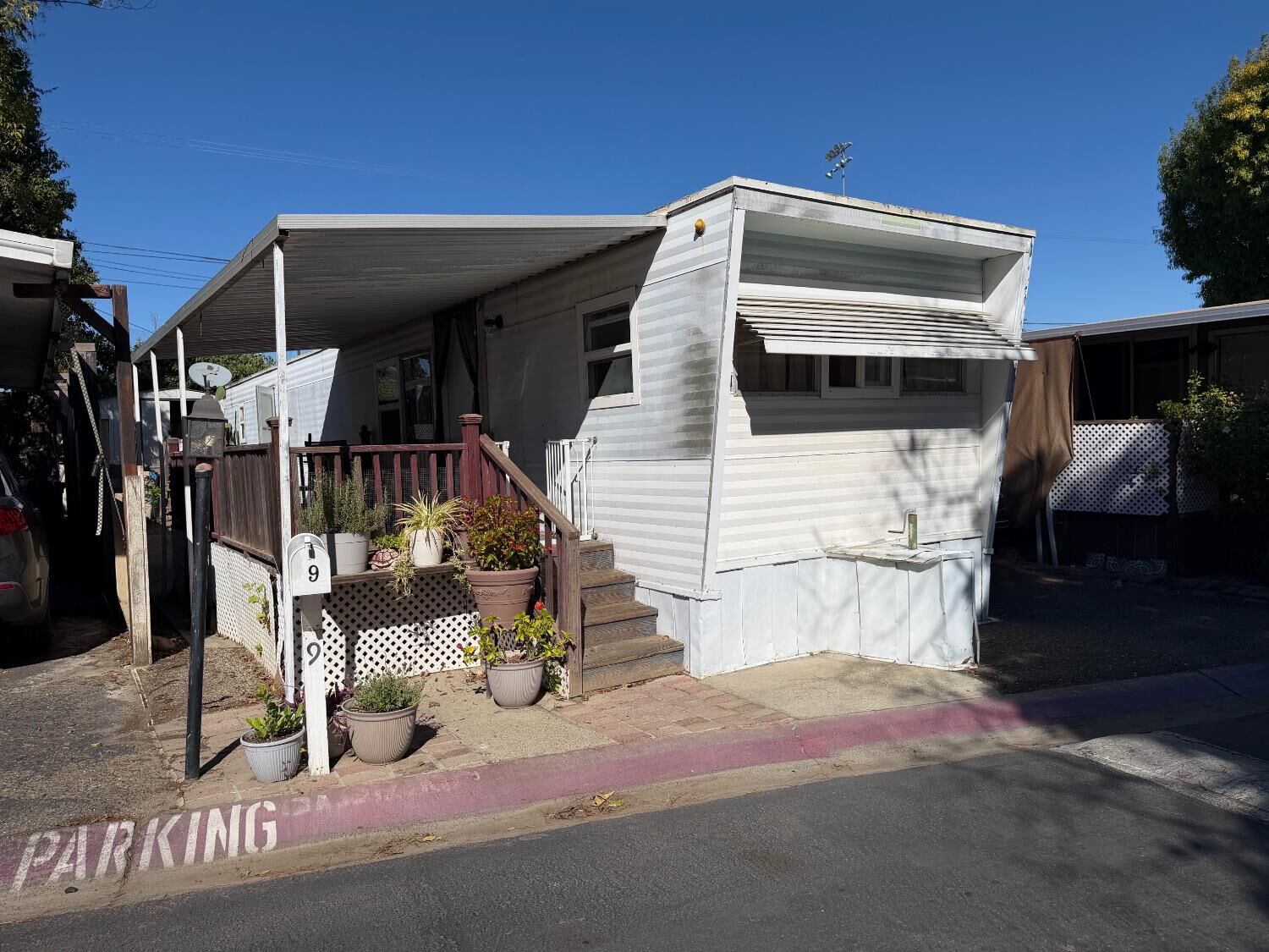 Property Photo:  1099 Market St 9  CA 95991 