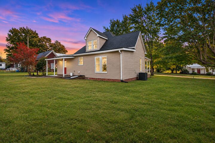 Property Photo: 208 S Russell St TN 37148