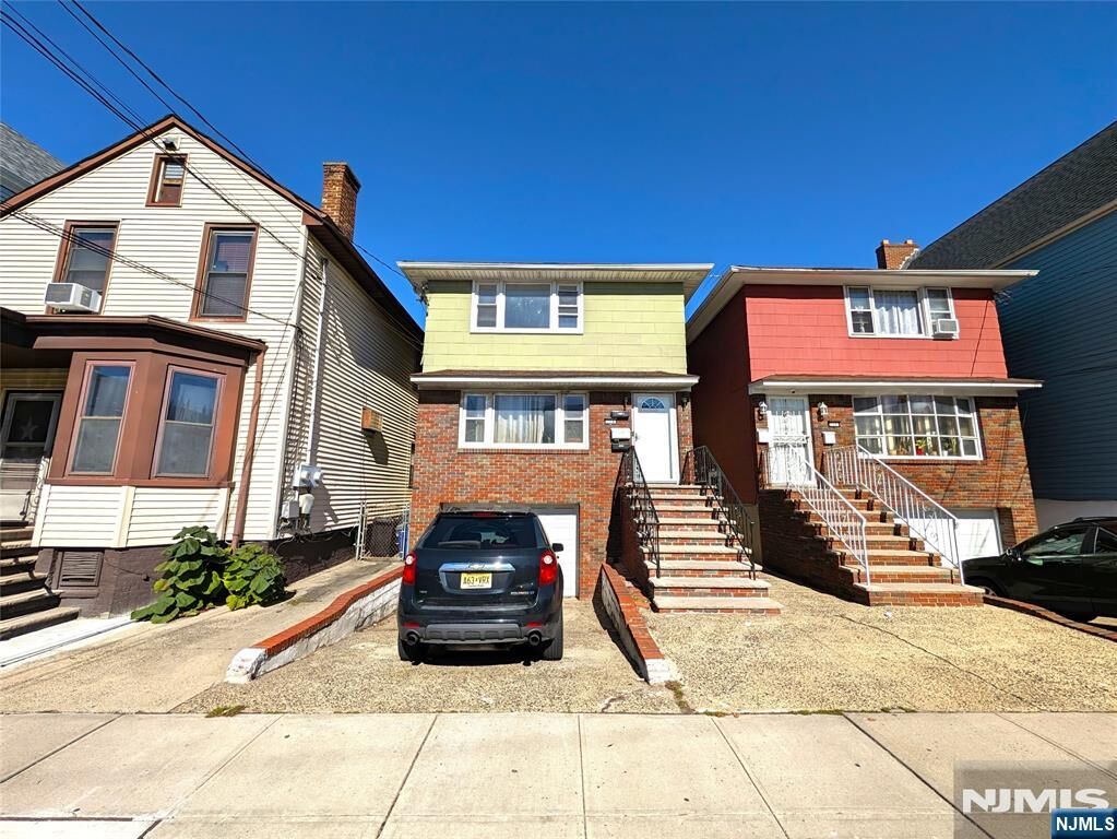 Property Photo:  228 Cleveland Avenue  NJ 07029 