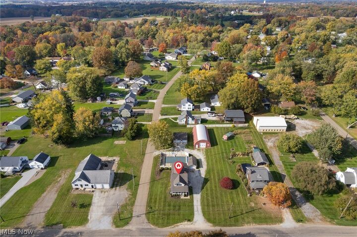 Property Photo:  11861 Moffit Street SW  OH 44647 