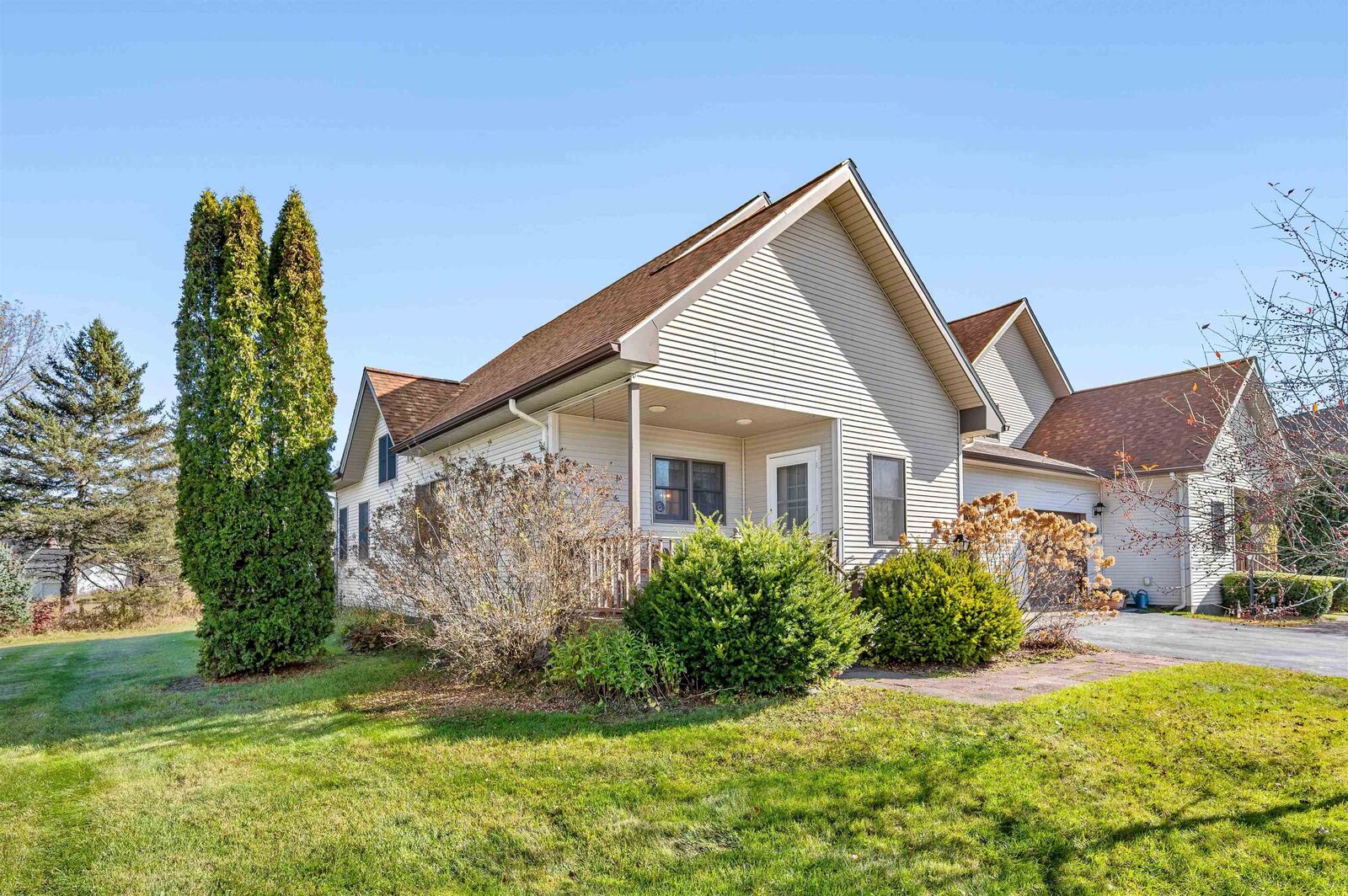 Property Photo:  33 A Jersey Court  VT 05661 