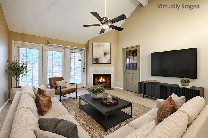 Property Photo: 13219 Emily Road 4201D TX 75240