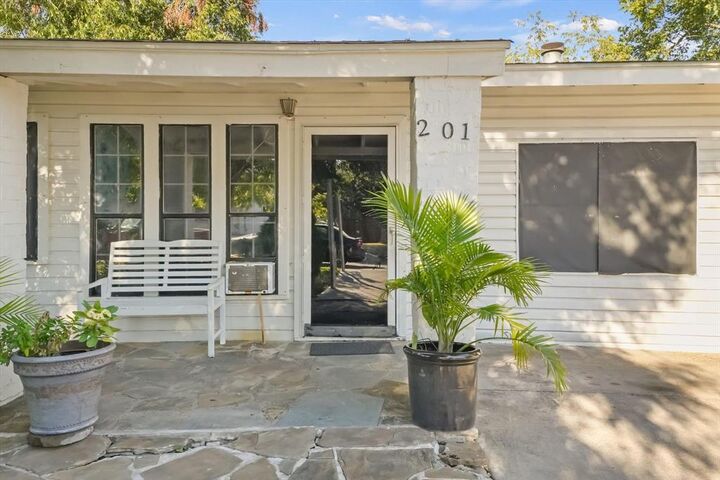 Property Photo: 201 Glenridge Drive TX 75149