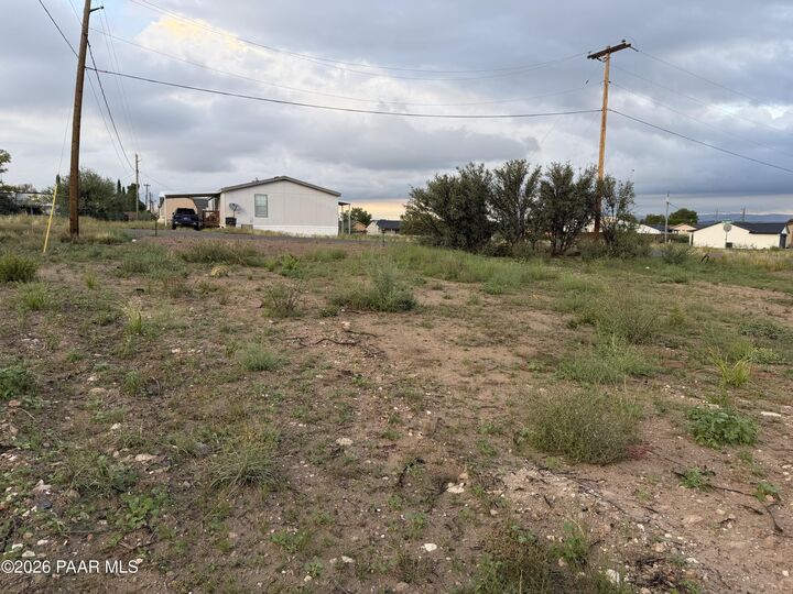 Property Photo:  16220 S Black Mountain Road  AZ 86333 