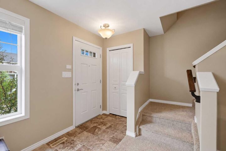 Property Photo:  10 Rafferty Court  AB T4S 0K3 
