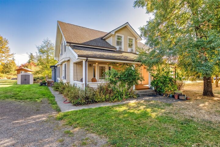 Property Photo: 17902 Vashon Hwy SW WA 98070