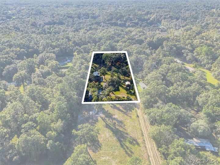 Property Photo:  560 NW 117th Court  FL 34482 