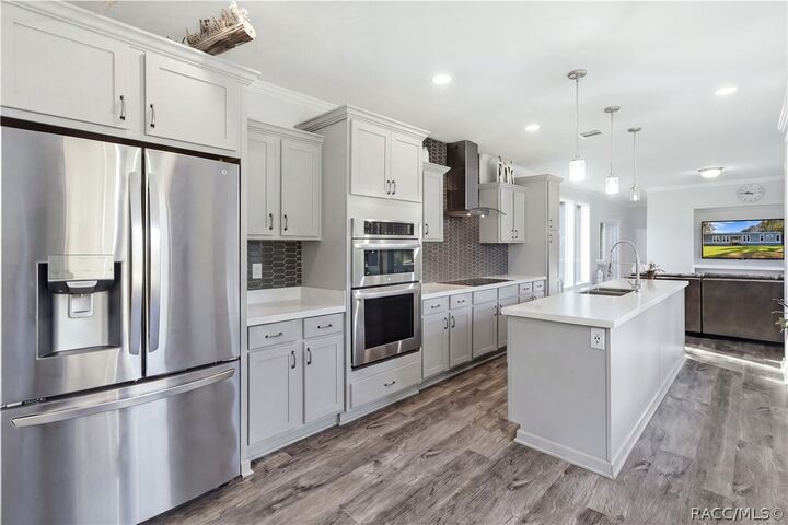 Property Photo: 7528 N Chabaud Terrace FL 34428