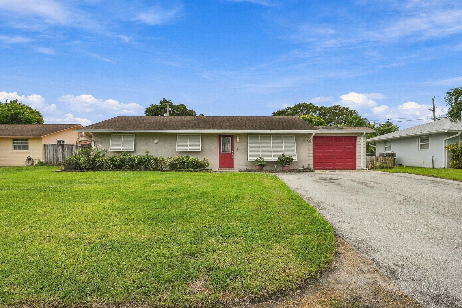 Property Photo:  4400 Crestdale Street  FL 33410 