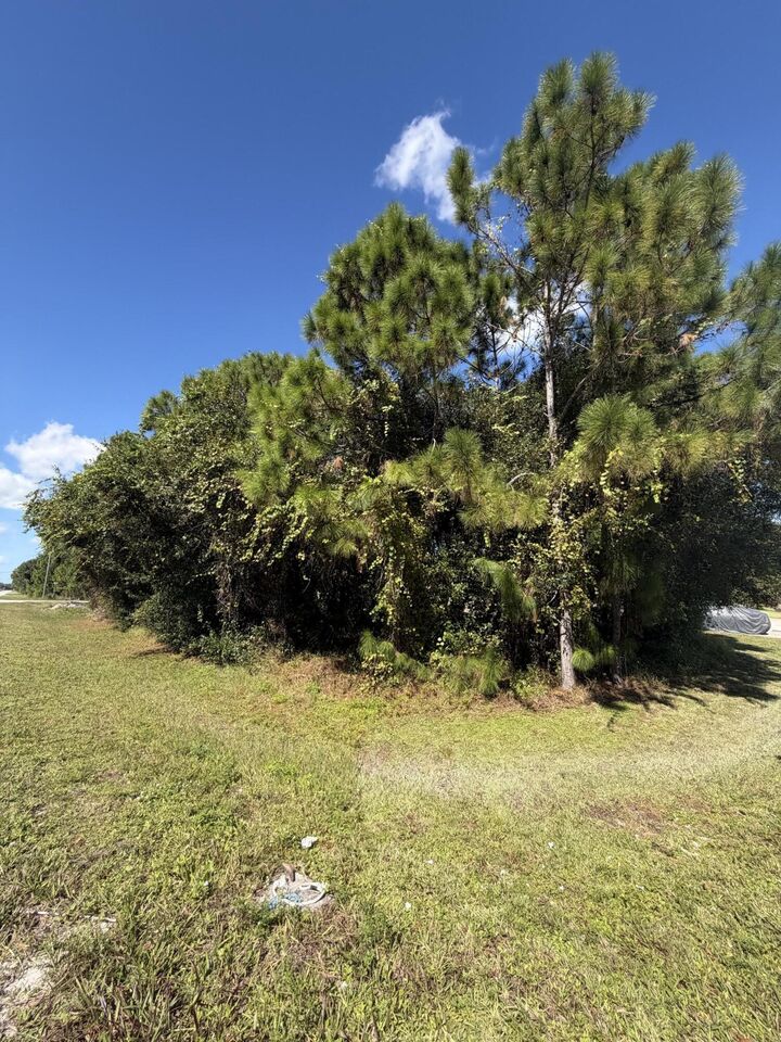 Property Photo:  9870 79th Street  FL 32967 
