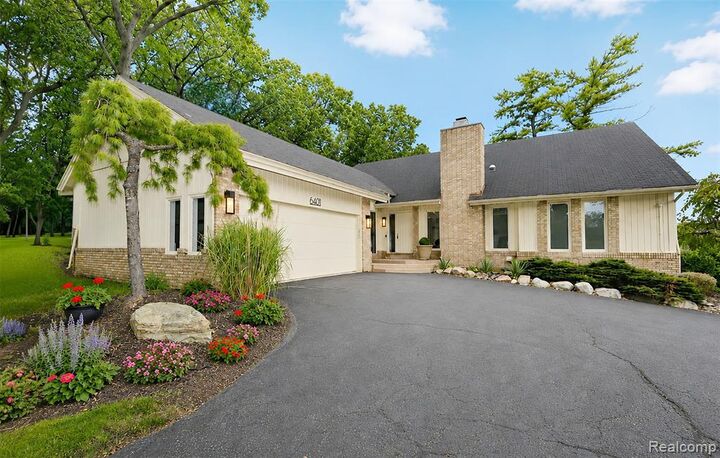Property Photo:  6401 Apple Grove Lane  MI 48301 