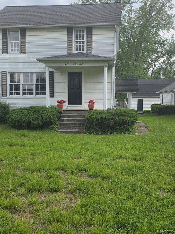 Property Photo: 9048 Stoney Creek Road MI 48197