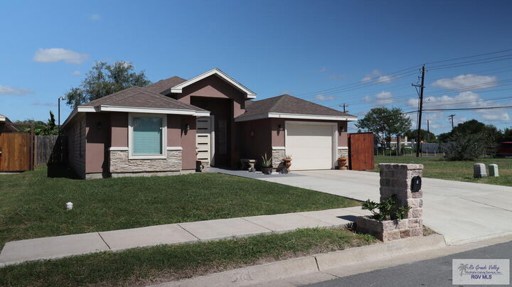 Property Photo: 8 Santa Fe Dr. TX 78521