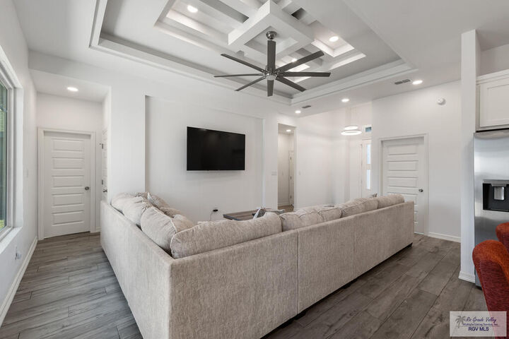 Property Photo:  6948 Heritage Oak Dr  TX 78526 