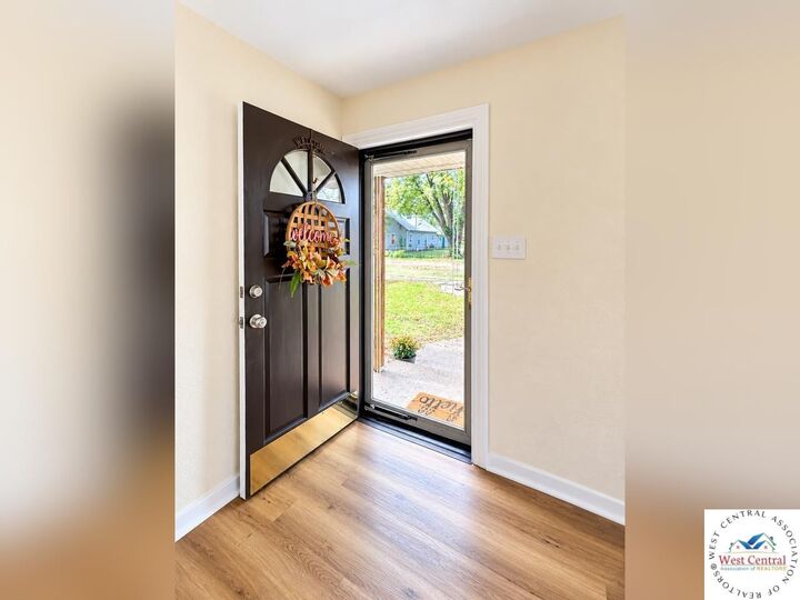 Property Photo: 304 S Illinois MO 65332