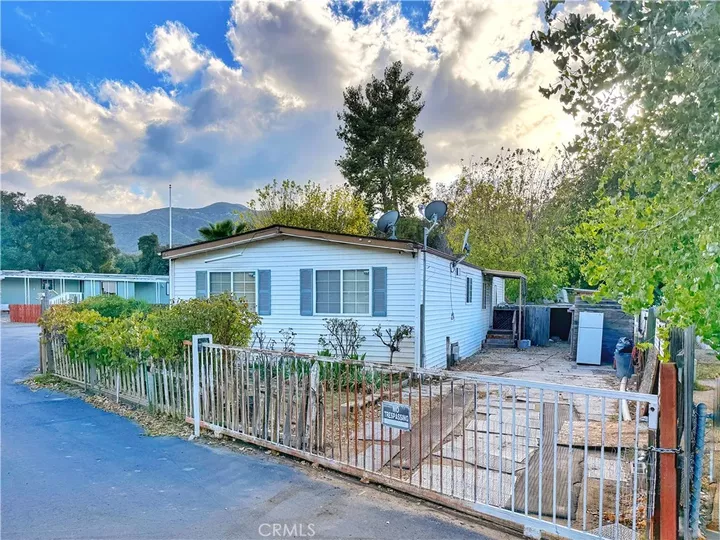 Property Photo:  26455 Paradise Valley 88  CA 92086 
