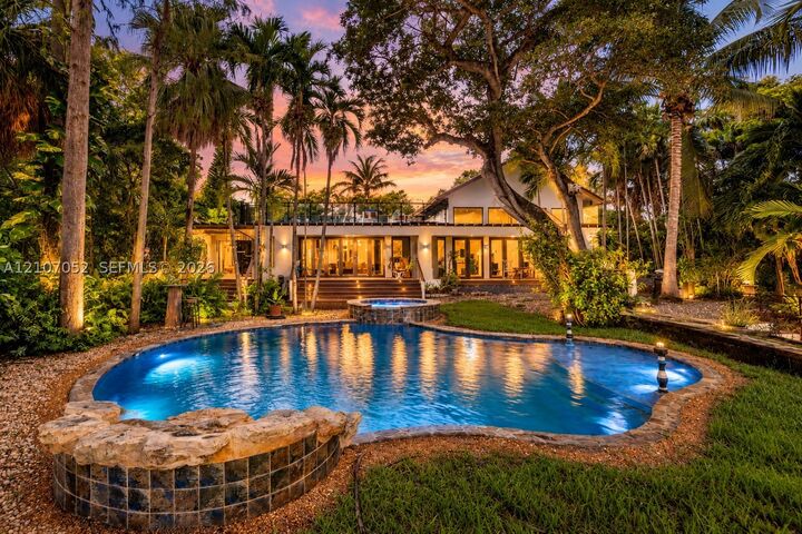 Property Photo:  2200 Lazy Ln  FL 33305 