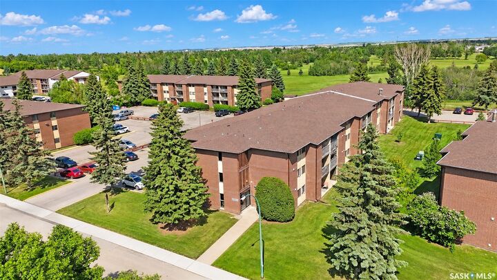 Property Photo: 315 Tait Crescent 309 SK S7H 5L6