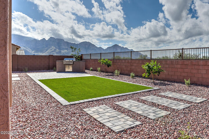 Property Photo:  13241 N Galena Trail  AZ 85755 