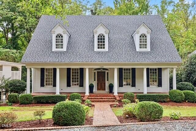 Property Photo: 709 Runnymede Road NC 27607