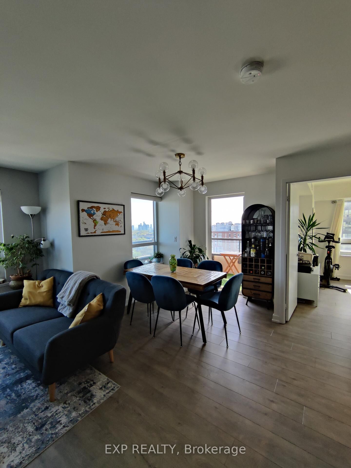 Property Photo:  1410 Dupont Street 1806  ON M6H 0B6 
