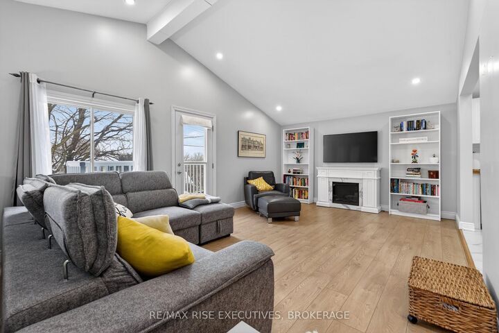 Property Photo: 1302 Montreal Street ON K7K 3L6