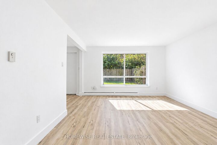 Property Photo:  35 Swordbill Drive 22  ON M9A 4V3 