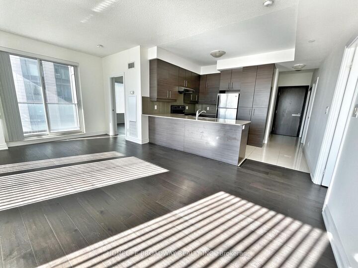Property Photo:  277 South Park Road 916  ON L3T 0B7 