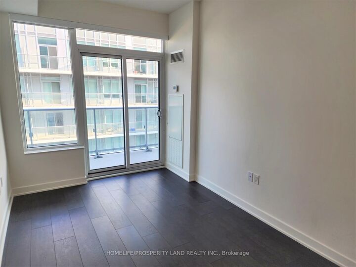 Property Photo:  99 Broadway Avenue Lph06  ON M4P 0E3 