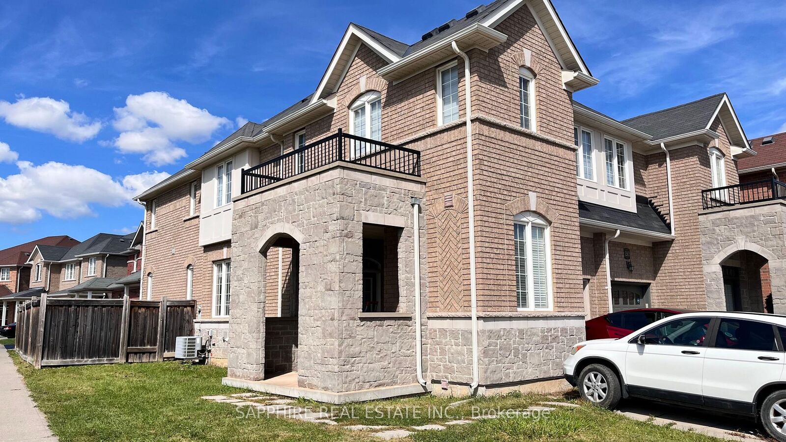 Property Photo: 1261 Sim Place ON L9T 7C7