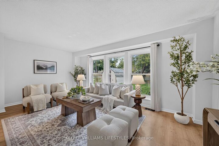 Property Photo: 1024 Jalna Boulevard ON N6E 2M1