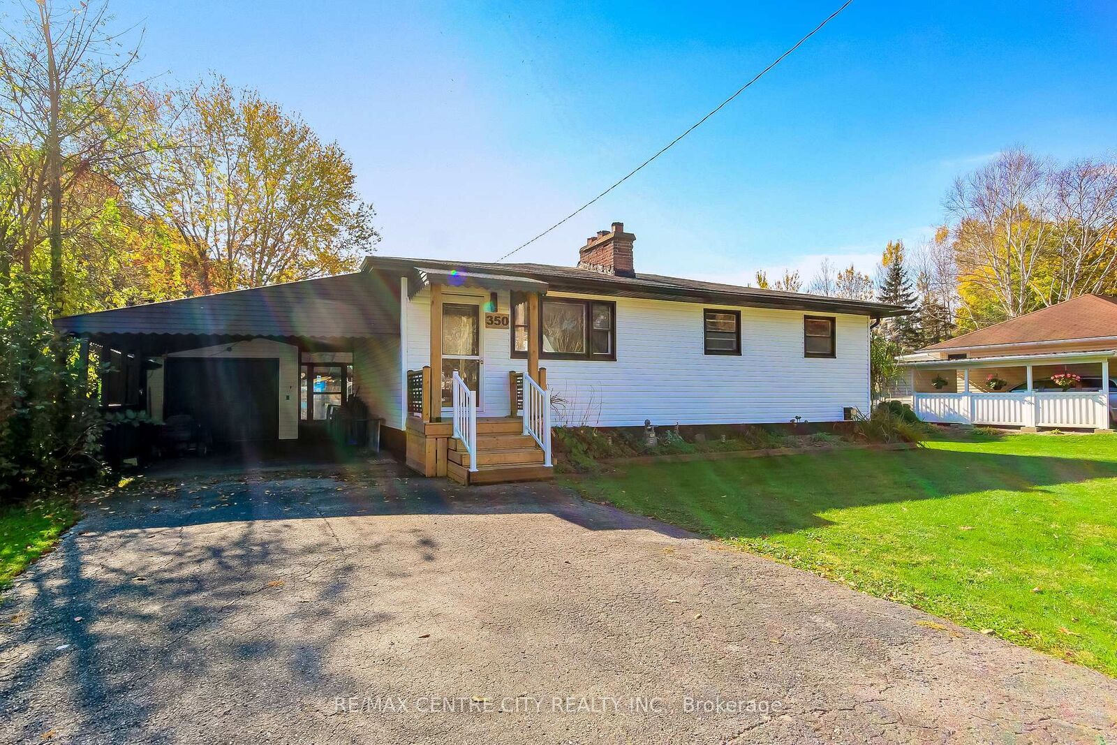 Property Photo:  350 Warren Street  ON N5L 1B5 