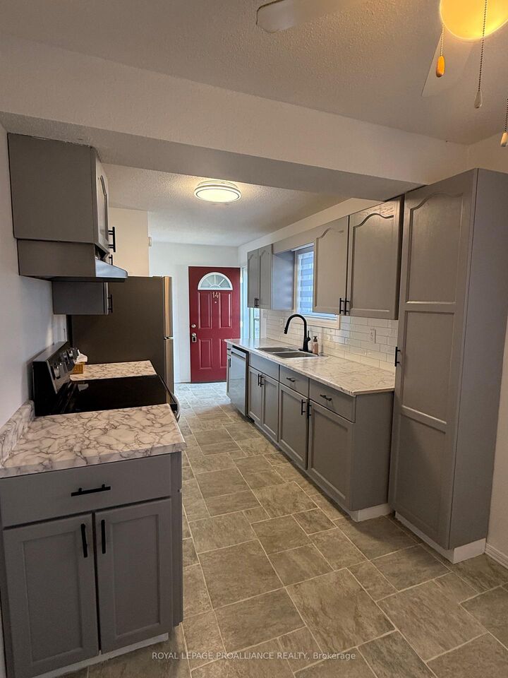 Property Photo:  73 Lywood Street Unit 14  ON K0K 1K0 