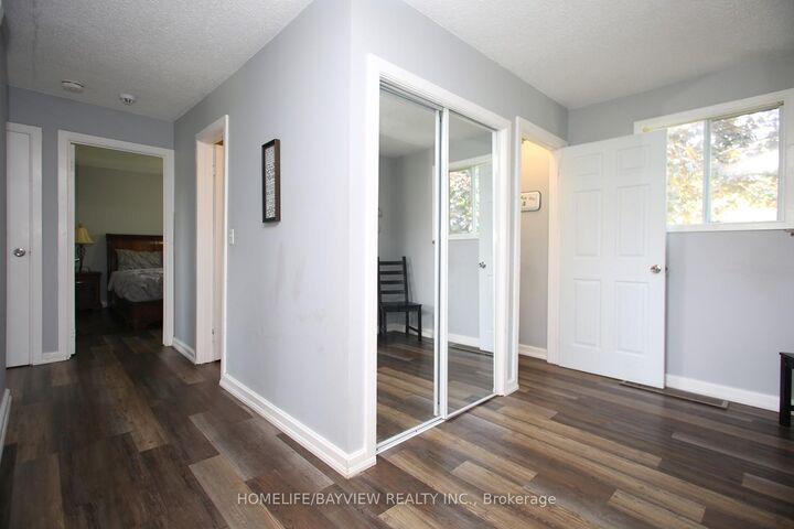 Property Photo:  9 Bridge Street 2nd Flr  ON K0M 1N0 