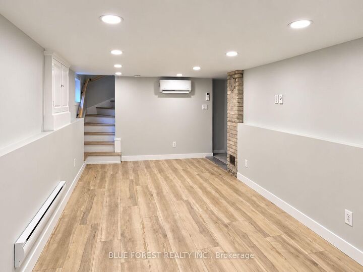 Property Photo: 474 Cheapside Street Lower ON N5Y 3X3
