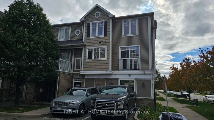 Property Photo:  337 Beach Boulevard 40  ON L8H 6W4 