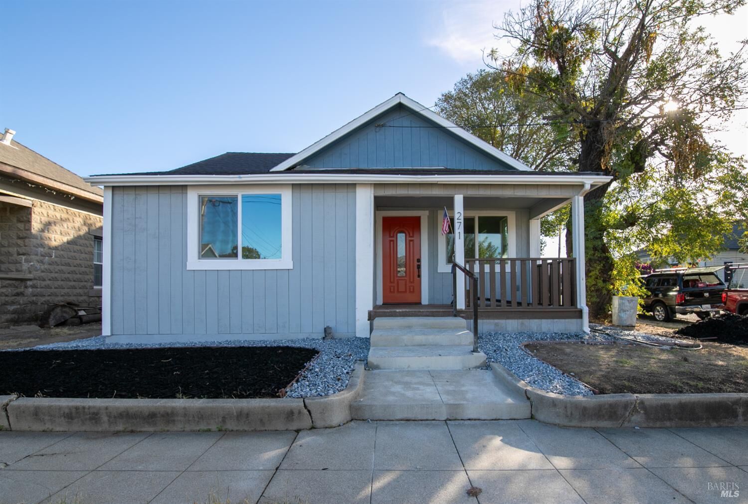 Property Photo:  271 S 3rd Street Third  CA 95620 