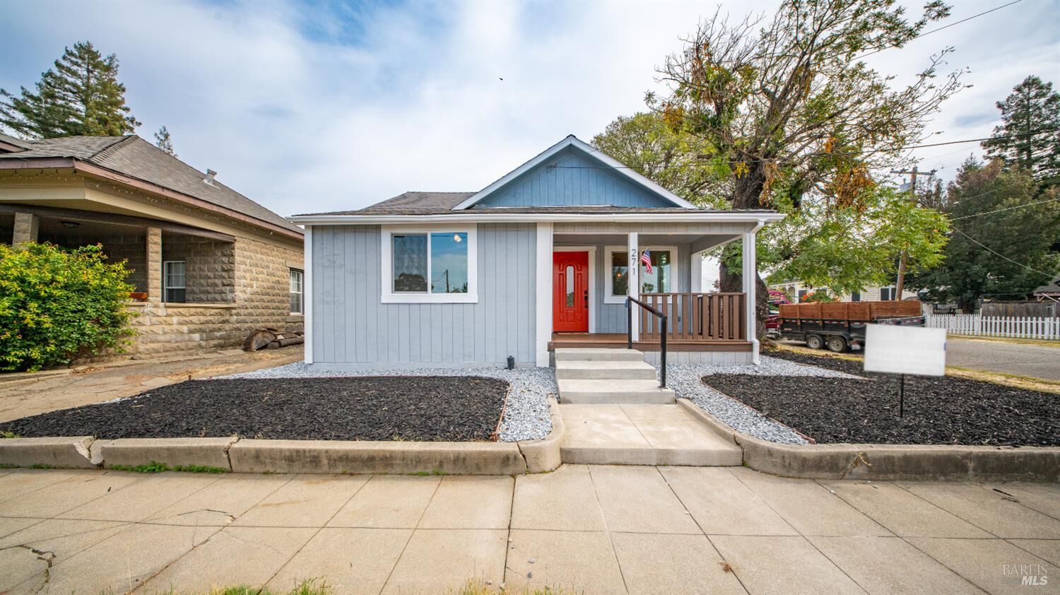 Property Photo:  271 S 3rd Street Third  CA 95620 