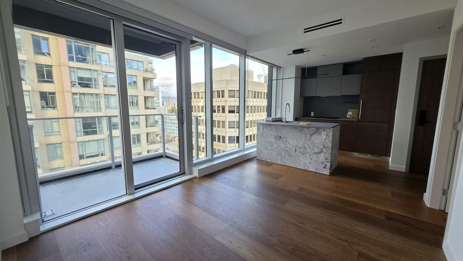 Property Photo:  1277 Hornby Street  BC V6Z 1W4 