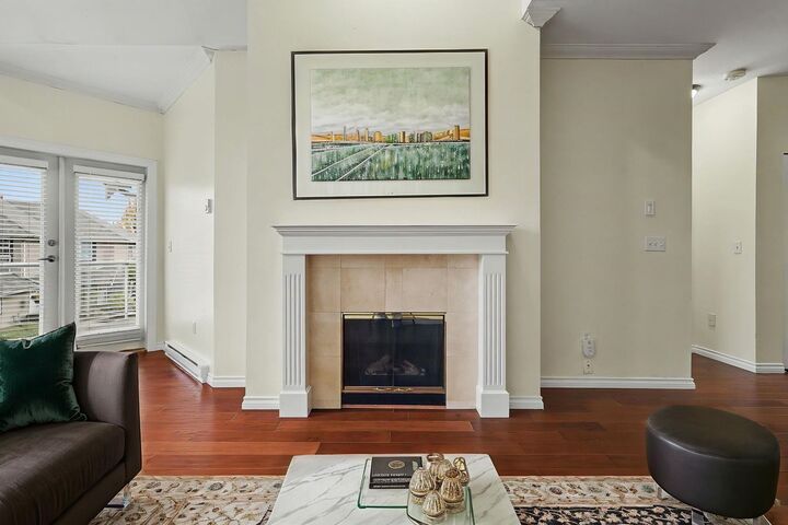 Property Photo:  25 Richmond Street 202  BC V3L 4P9 