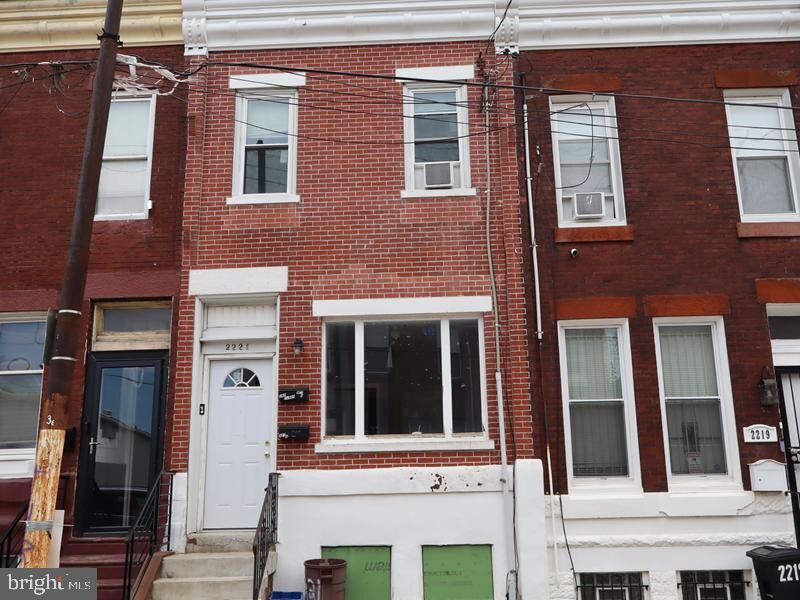 Property Photo:  2221 N 10th Street  PA 19133 