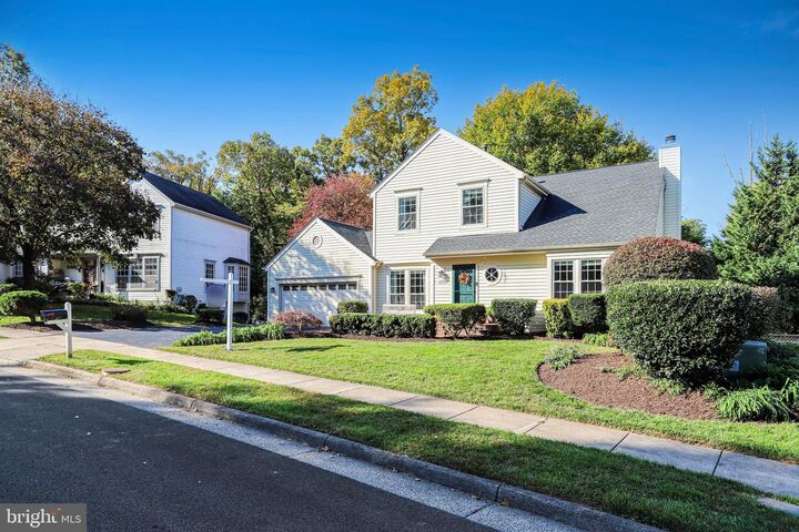 Property Photo:  13819 Lowry Drive  VA 20151 