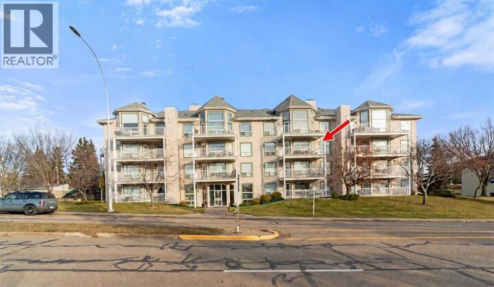 Property Photo:  4615 50 Street  AB T4V 4P5 