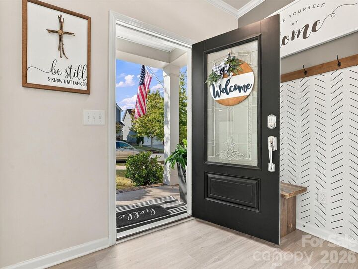 Property Photo:  5012 Lily Pond Circle  NC 28173 