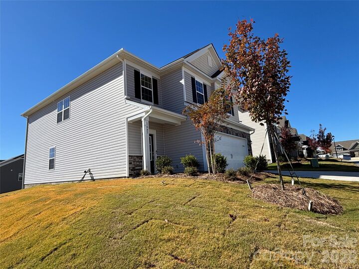 Property Photo:  1645 Grassy Knoll Trail  NC 28650 