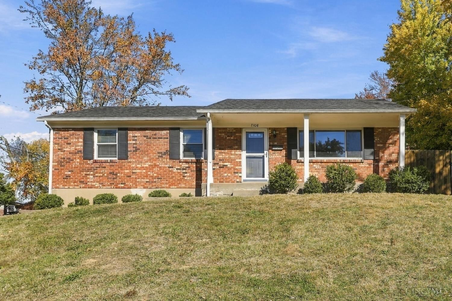 Property Photo:  7108 Baribill Place  OH 45230 