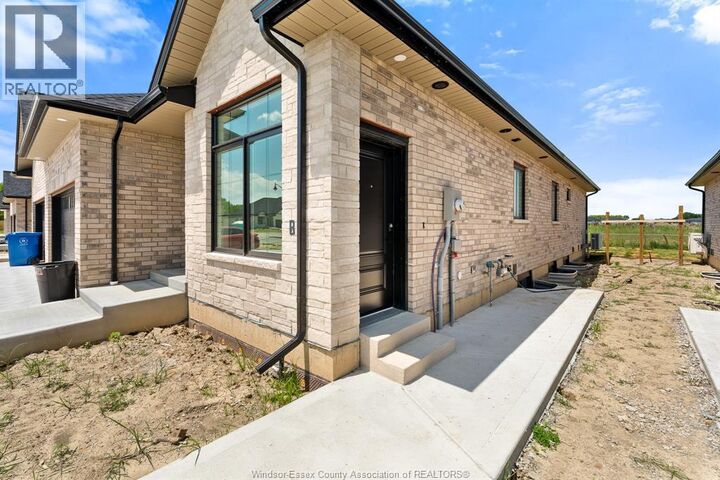 Property Photo:  150 McLellan Avenue B (Lower)  ON N9V 0H1 