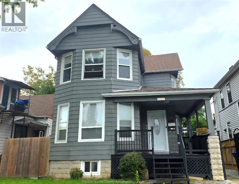 Property Photo: 580 Bruce Avenue Lower ON N9A 4W9