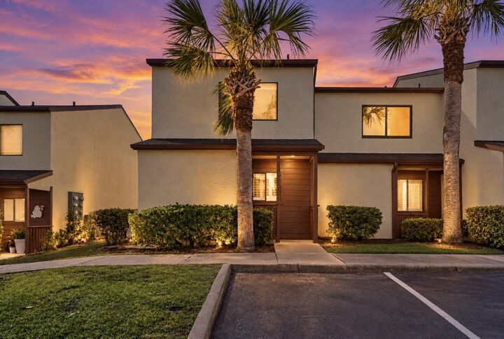 Property Photo: 17751 Panama City Beach Parkway Unit 4F FL 32413